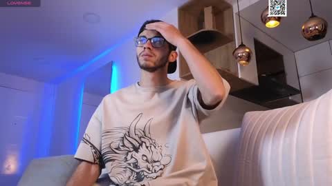 phantom_bigger1 online show from 02.04.25