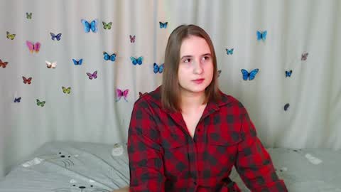 Snapshot of phantommira chatting on 01.20.25 phantommira online show from 01.20.25