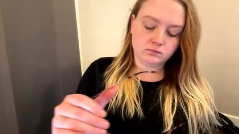 PhatAssBlond online show from 01.21.25