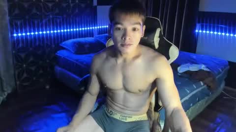 AJ online show from 01.25.25