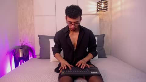 Snapshot of philip_collins chatting on 06.13.26 Milo online show from 06.13.26