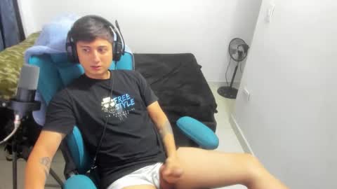 Snapshot of philip_dj chatting on 03.16.26 philip_dj online show from 03.16.26