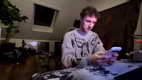 Snapshot of philipp_gtx chatting on 02.02.25 philipp_gtx online show from 02.02.25