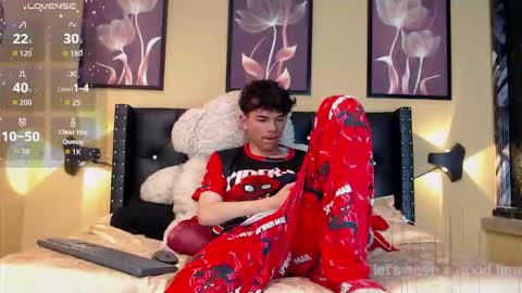 Snapshot of philippsx chatting on 02.14.26 PHILLIP online show from 02.14.26