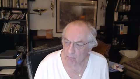 Snapshot of philoumis2 chatting on 01.28.25 Philippe online show from 01.28.25