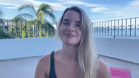 Snapshot of phoenix_taylor chatting on 10.07.25 PHOENIX TAYLOR online show from 10.07.25