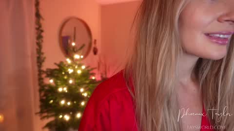 PHOENIX TAYLOR online show from 12.05.25