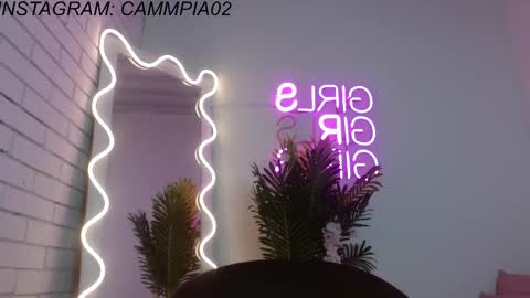 Snapshot of pia_tay chatting on 03.10.25 PIA online show from 03.10.25