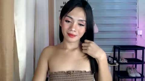 Pia online show from 05.06.26