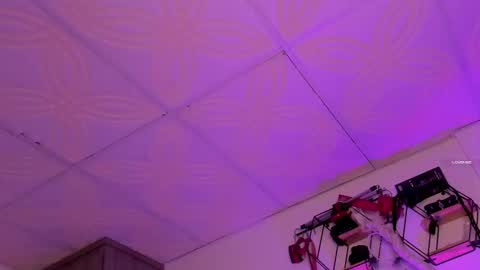 Snapshot of piafisher_ chatting on 09.30.25 PIA FISHER online show from 09.30.25