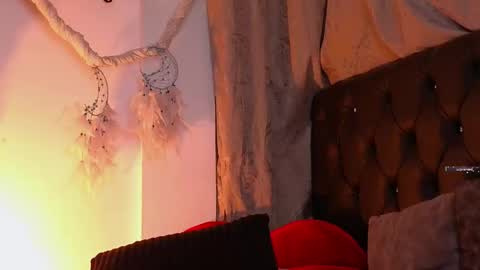  PIA FISHER  online show from 02.09.26