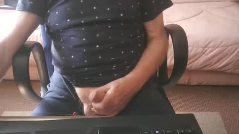 Snapshot of piavola chatting on 05.24.26 piavola online show from 05.24.26