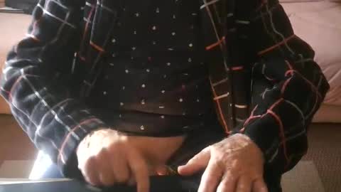 Snapshot of piavola chatting on 05.26.26 piavola online show from 05.26.26