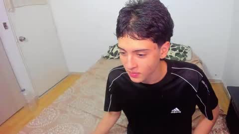 picaszomilos350 online show from 03.13.26