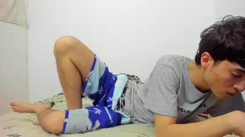 picaszomilos350 online show from 04.05.26