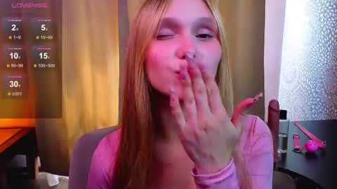 Adeline online show from 07.05.26