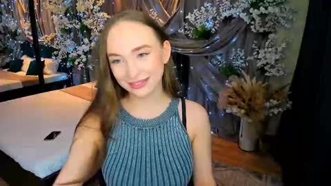 Emelie online show from 03.07.25