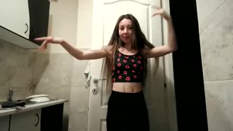 Moonie online show from 12.13.25