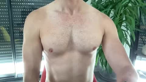 pierre81000 online show from 11.05.25