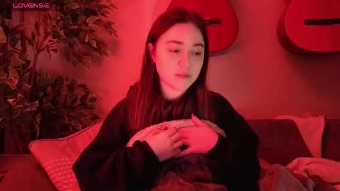 PilloGoddess online show from 01.11.26