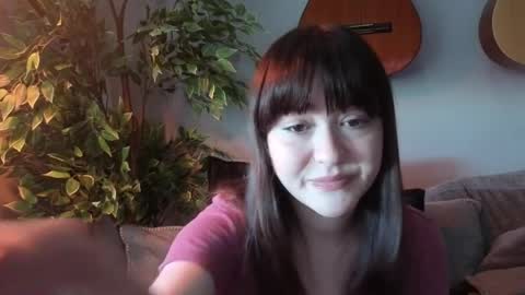 PilloGoddess online show from 04.08.26