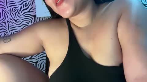 Hot Feb online show from 11.20.25