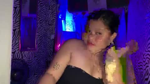 Hot Feb online show from 01.11.26