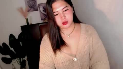 Snapshot of pinay_ivy chatting on 05.04.26 Ivy Morningstar online show from 05.04.26