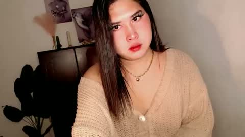 Snapshot of pinay_ivy chatting on 05.14.26 Ivy Morningstar online show from 05.14.26