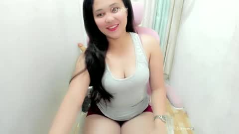 Snapshot of pinay_juliet chatting on 06.20.26 pinay_juliet online show from 06.20.26