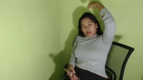 Snapshot of pinaysunday chatting on 02.03.25 pinaysunday online show from 02.03.25