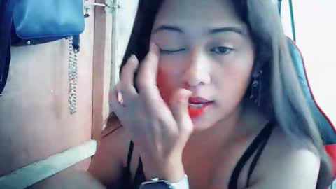 Snapshot of pinaysunday chatting on 10.06.25 pinaysunday online show from 10.06.25