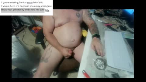 Snapshot of pini_z chatting on 02.04.25 pini_z online show from 02.04.25