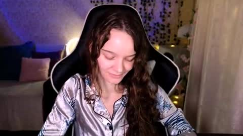 Stephanie online show from 03.08.26