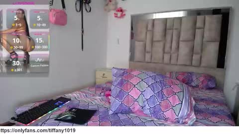 Snapshot of pink__tiffany chatting on 03.17.26 tiffany online show from 03.17.26