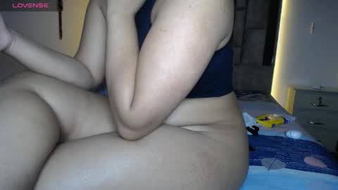 Snapshot of pink__tiffany chatting on 04.11.26 tiffany online show from 04.11.26