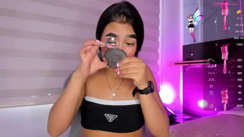 Snapshot of pink_as chatting on 10.02.25 pink_as online show from 10.02.25