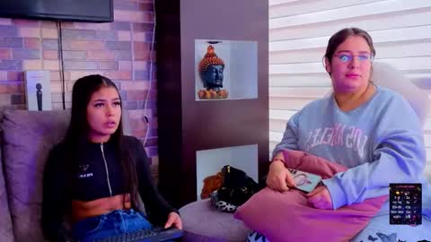 Snapshot of pink_as chatting on 02.16.26 pink_as online show from 02.16.26