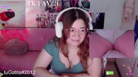Snapshot of pink_girl0n chatting on 04.07.26 Kitty online show from 04.07.26