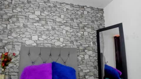 pink_lemonade7 online show from 01.05.26