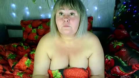 Snapshot of pink_light chatting on 12.14.25 Tatyana online show from 12.14.25