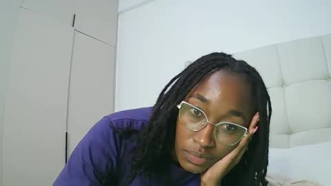 PinkyAura online show from 02.15.26