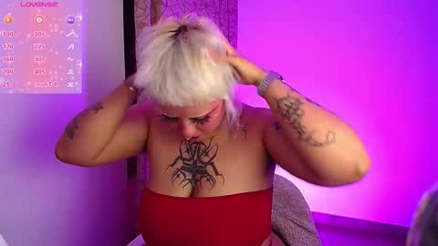 Snapshot of pinkbaddie777 chatting on 12.03.25 . online show from 12.03.25