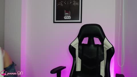 Snapshot of pinkcatlive chatting on 12.17.24 Emily online show from 12.17.24