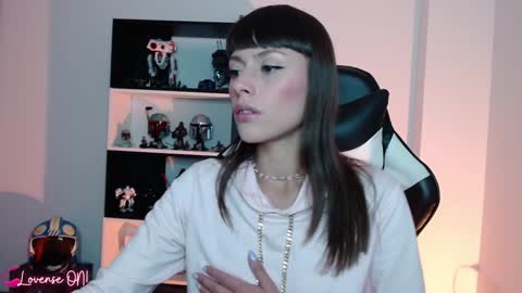 Snapshot of pinkcatlive chatting on 01.23.25 Emily online show from 01.23.25