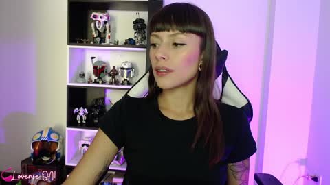 Snapshot of pinkcatlive chatting on 01.28.25 Emily online show from 01.28.25