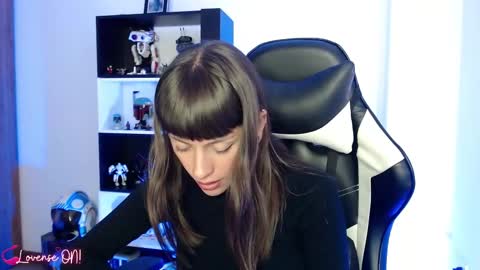 Snapshot of pinkcatlive chatting on 03.06.25 Emily online show from 03.06.25