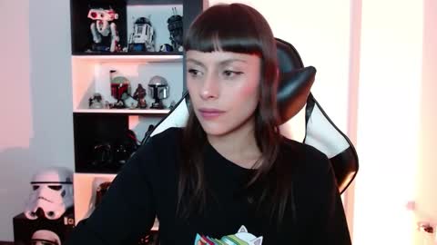 Snapshot of pinkcatlive chatting on 09.11.25 Emily online show from 09.11.25