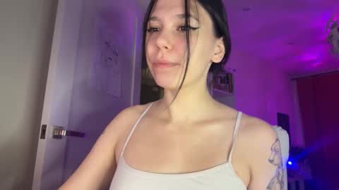 pinkdollylovv online show from 09.24.25