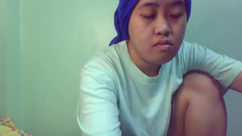 Hi  its me shine  online show from 02.20.25